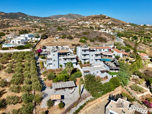 Thalia Bloom Villa Apartments